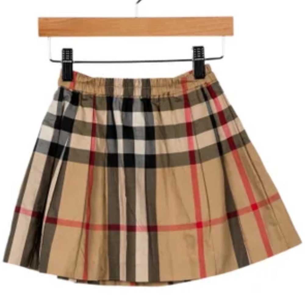 Burberry skirt